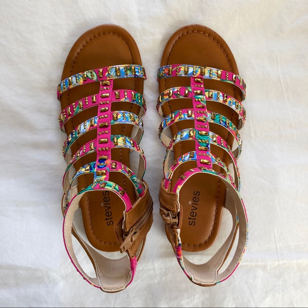 Stevie's size 3 Girls Rainbow Gladiators